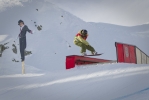 Sina Candrian noseslide