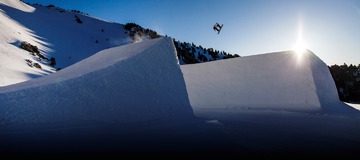 Gros kicker + Pyr&eacute;n&eacute;es !!