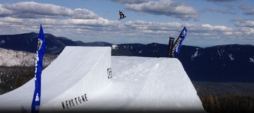 La France &agrave; Superpark : baguettes VS burgers.